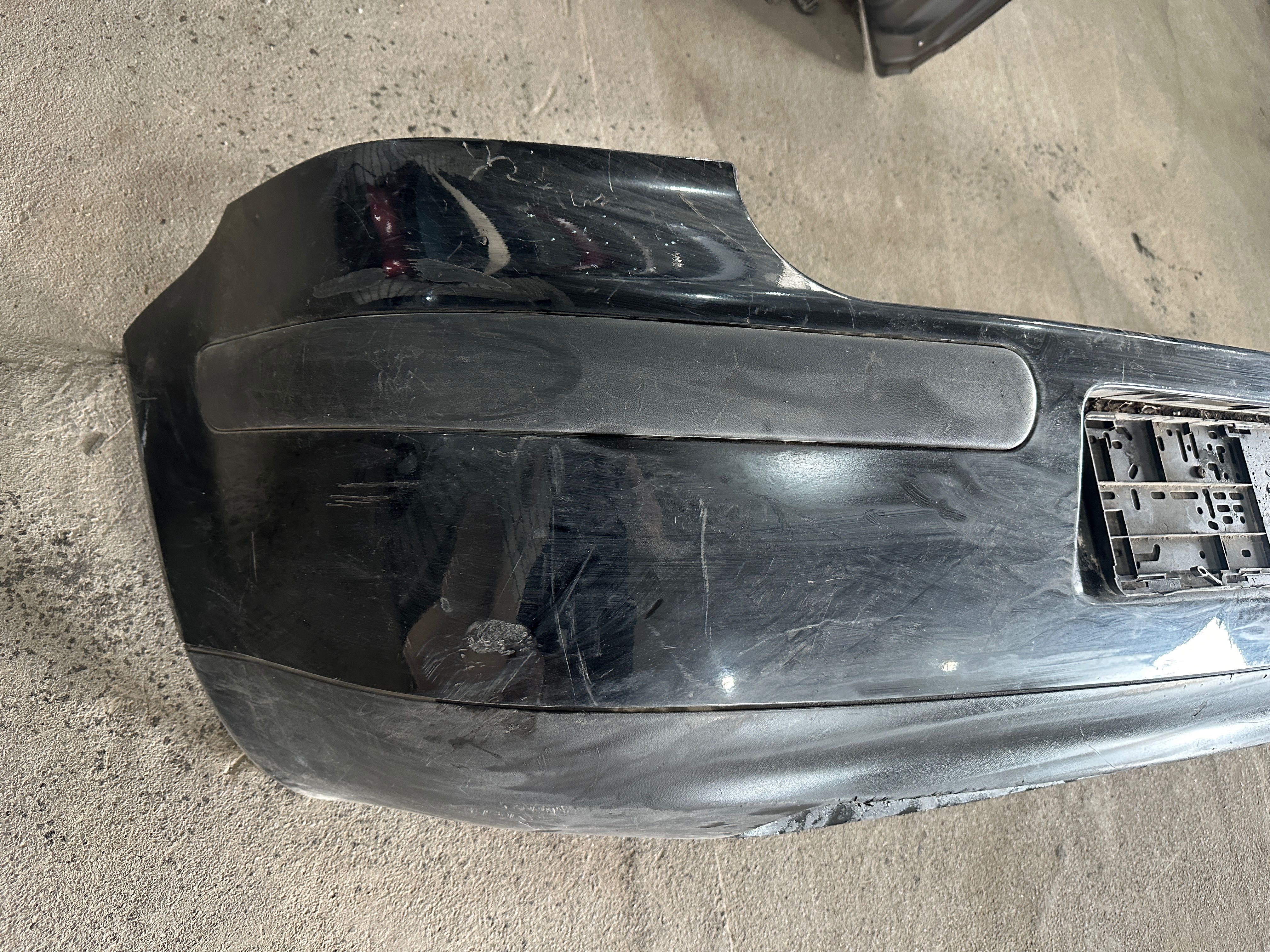 Бампер задний  Volkswagen Golf 4 хетчбек 1J6807417