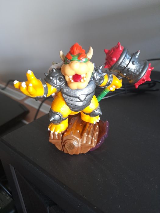 Amiibo bowser...