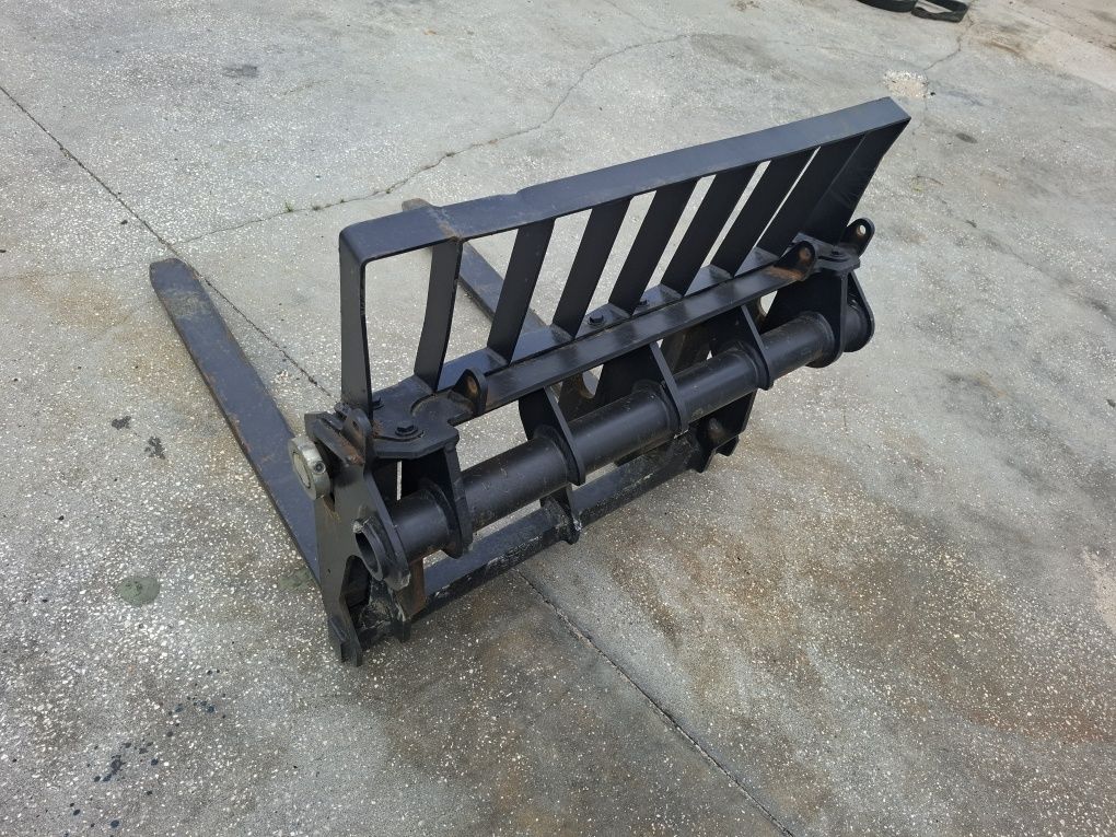 Manitou garfos palete