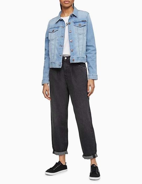 Жіноча джинсова куртка Calvin Klein Jeans, розмір М