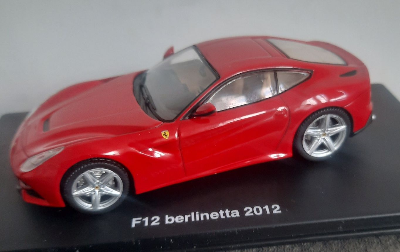 Ferrari f12 berlinetta altaya 1:43