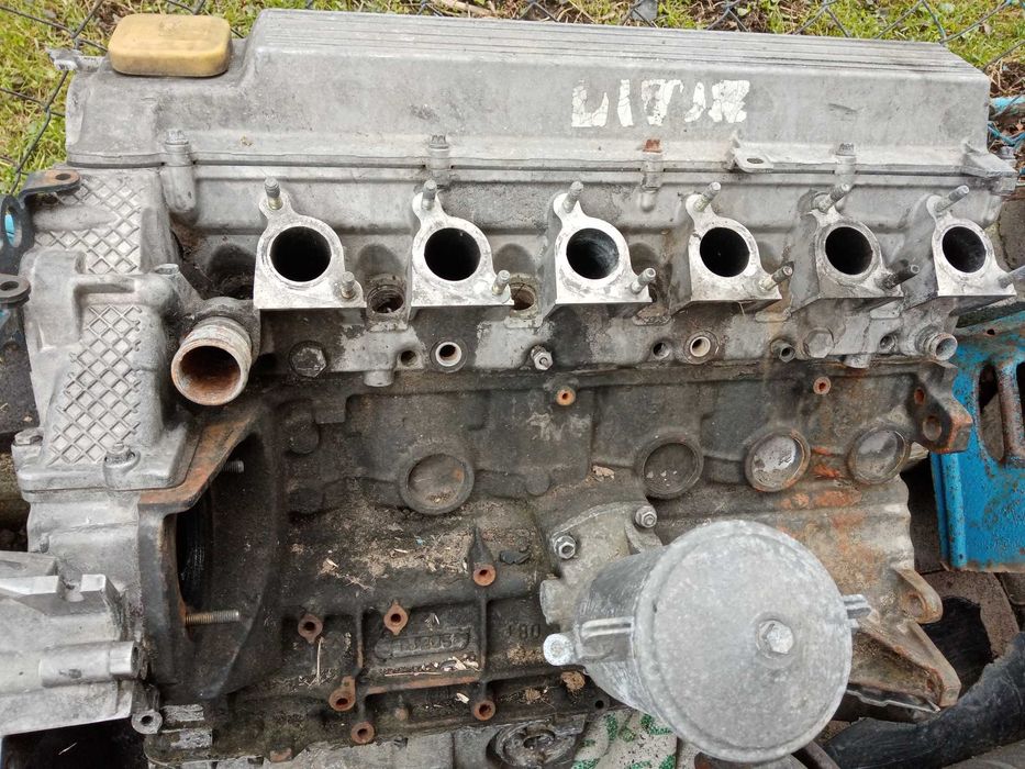 Продається двигун від БМВ-2.5дизель.