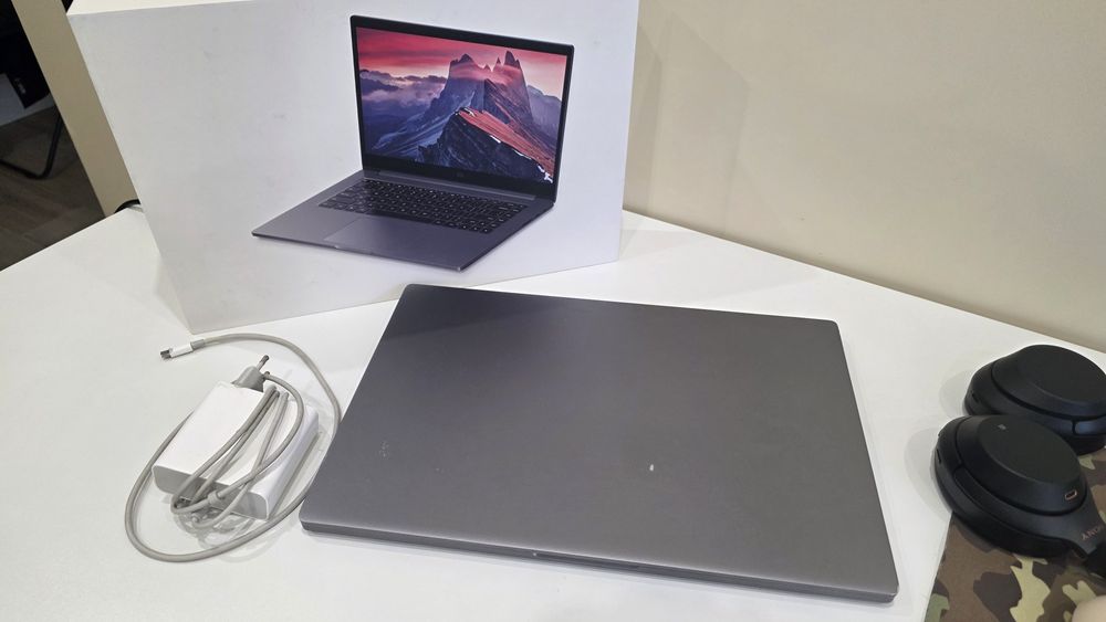 Xiaomi Mi Notebook Pro 15.6 (2019) – у відмінному стані