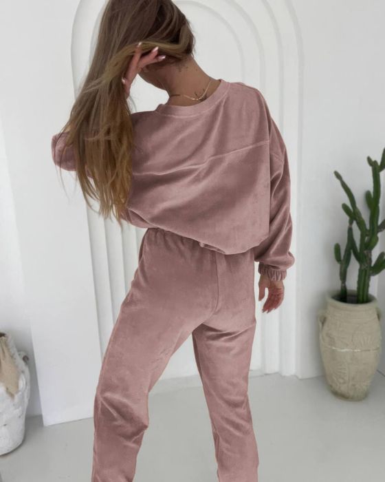 Жіночий костюм теплий велюр на плюшевій основі.Розміри 42-56