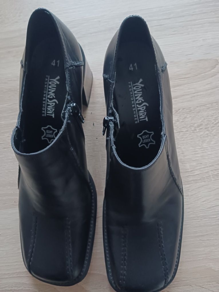 Buty damskie skórzane  41