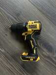 Акумуляторний шуруповерт Dewalt DCD709 20v