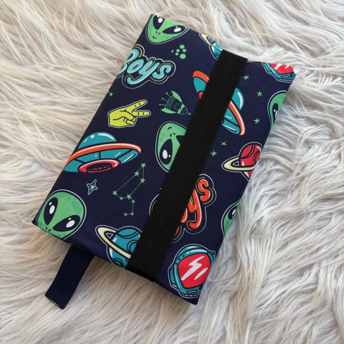 Etui otulacz na książkę