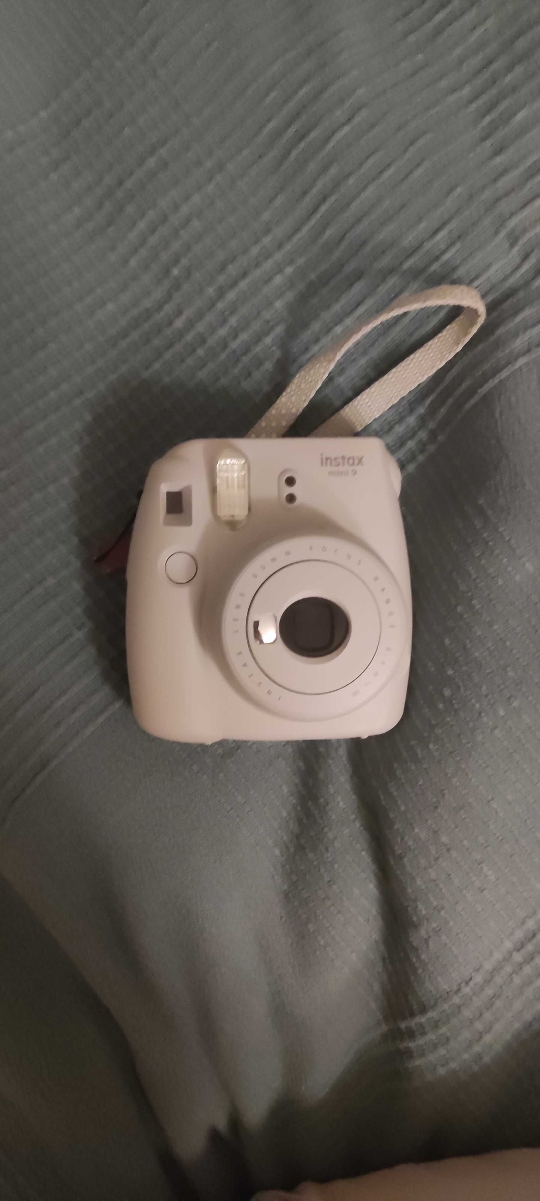 Aparat natychmiastowy Fujifilm Instax Mini 9 plus etui