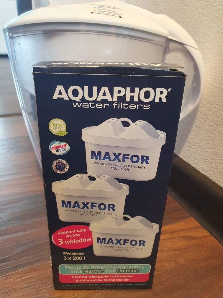 Dzbanek filtrujący na wodę Dafi z zestawem 3 nowych filtrów Aquaphor