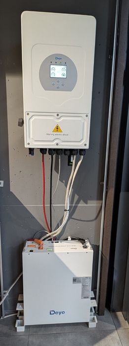 В наявності Комплект Інвертор Deye SUN-6k-SG05LP1-EU +Батарея 5.1Pro B