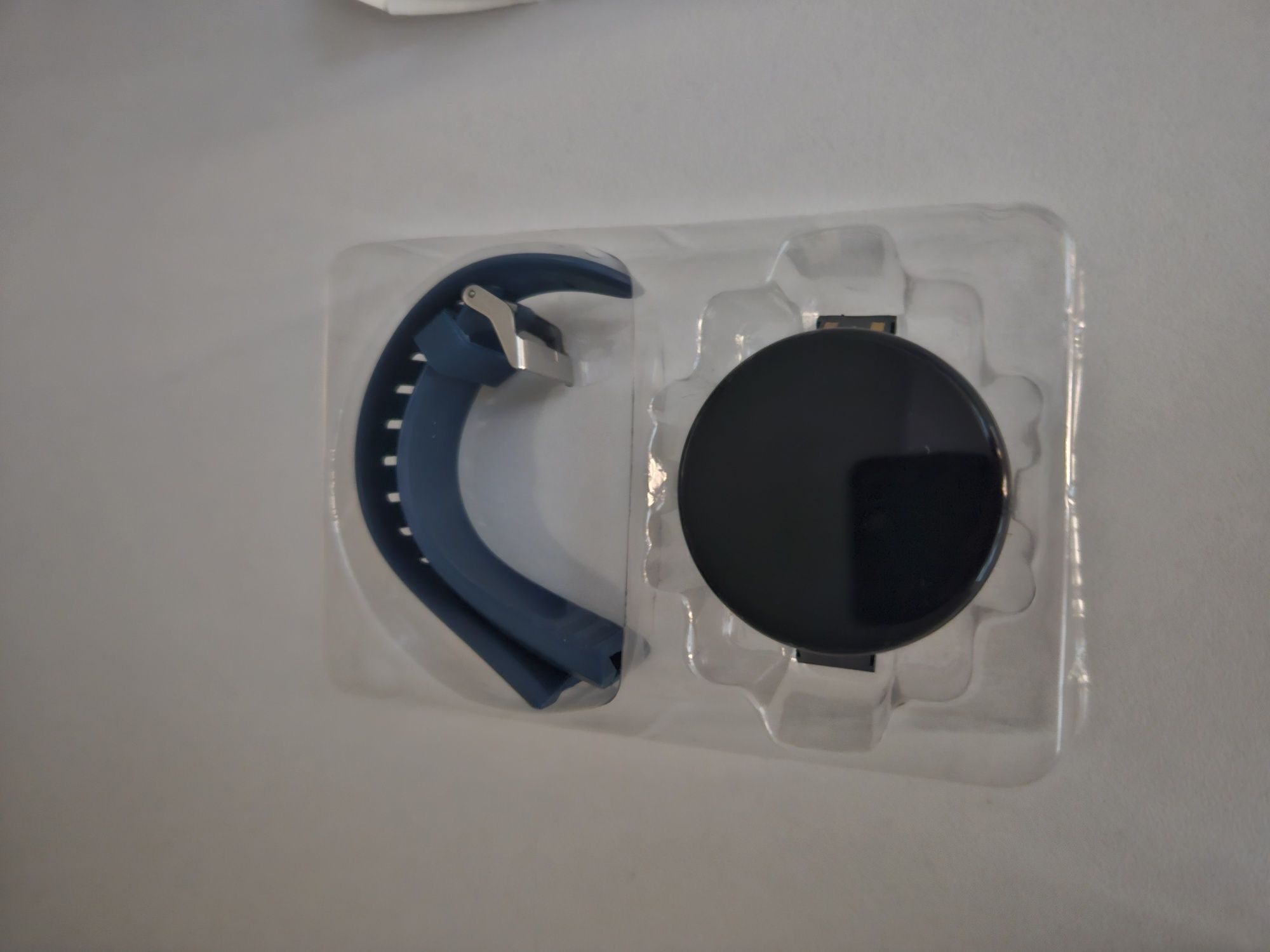 Sprzedam nowy smartwatch