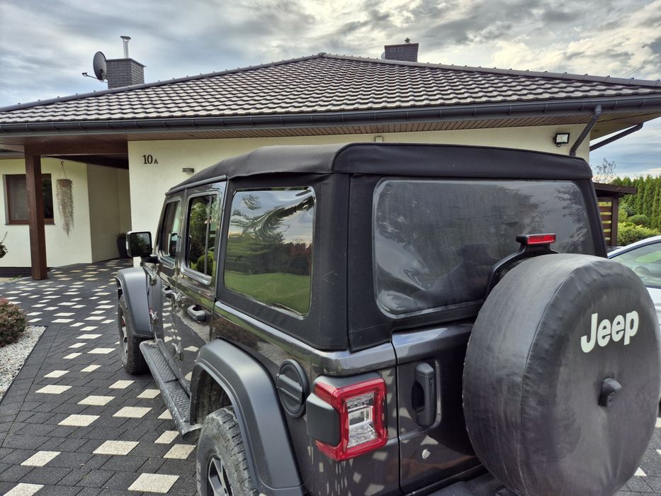 Dach miękki MOPAR oraz podnośnik do zdejmowania dachu do Wranglera JL