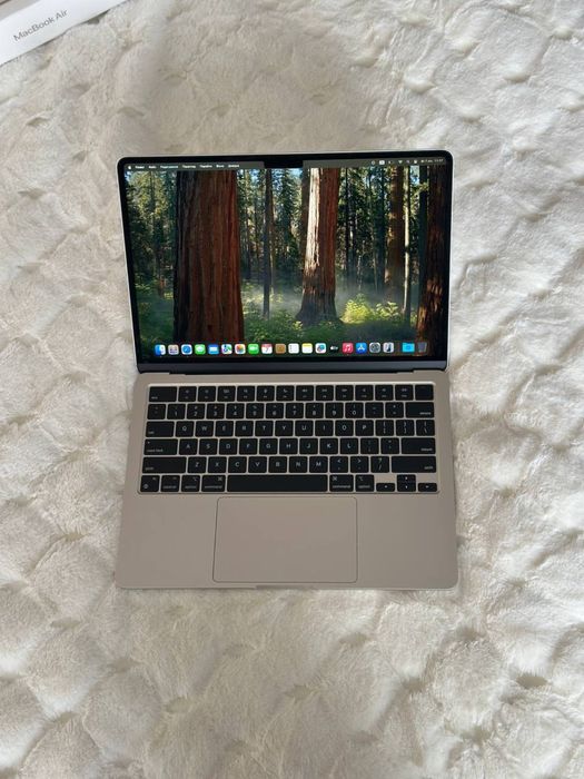 MacBook Air 13,6 M2 8/256 Starlight