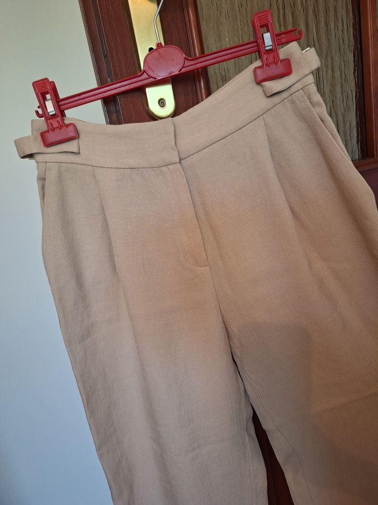 Spodnie z szerokimi nogawkami Massimo Dutti