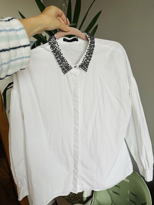 Жіноча біла  сорочка Moxito