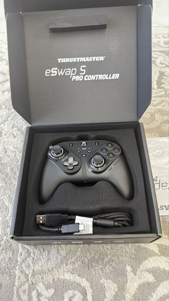 Геймпад Thrustmaster PC/Xbox Eswap s Pro Controller