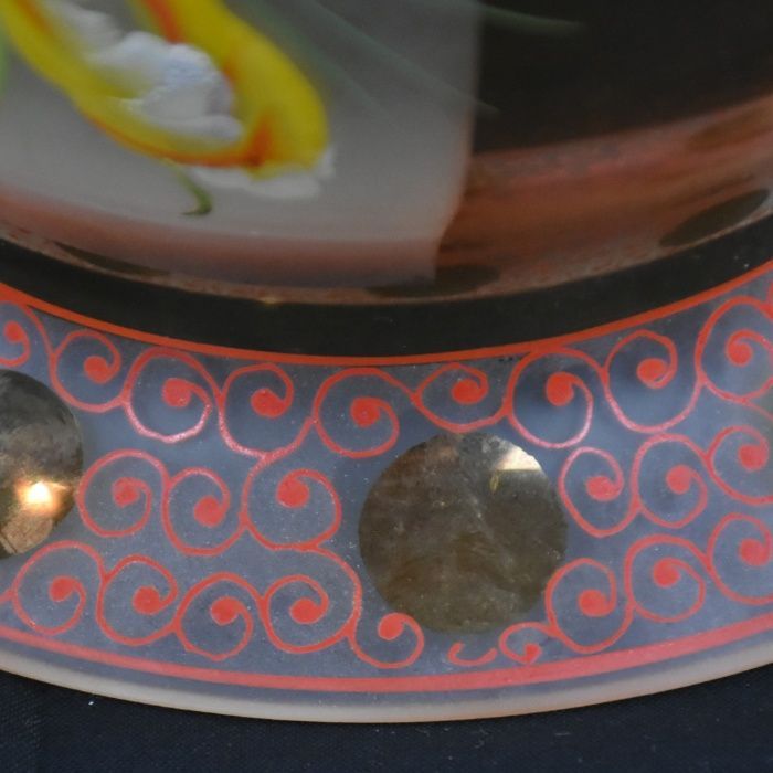 Jarra em vidro pintada à mão