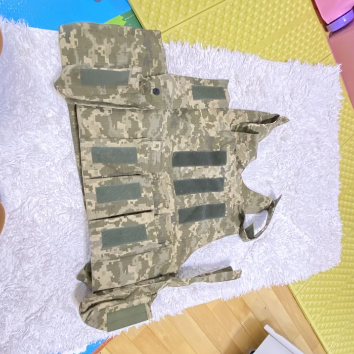 Напашник .жилет на 5 магазигів