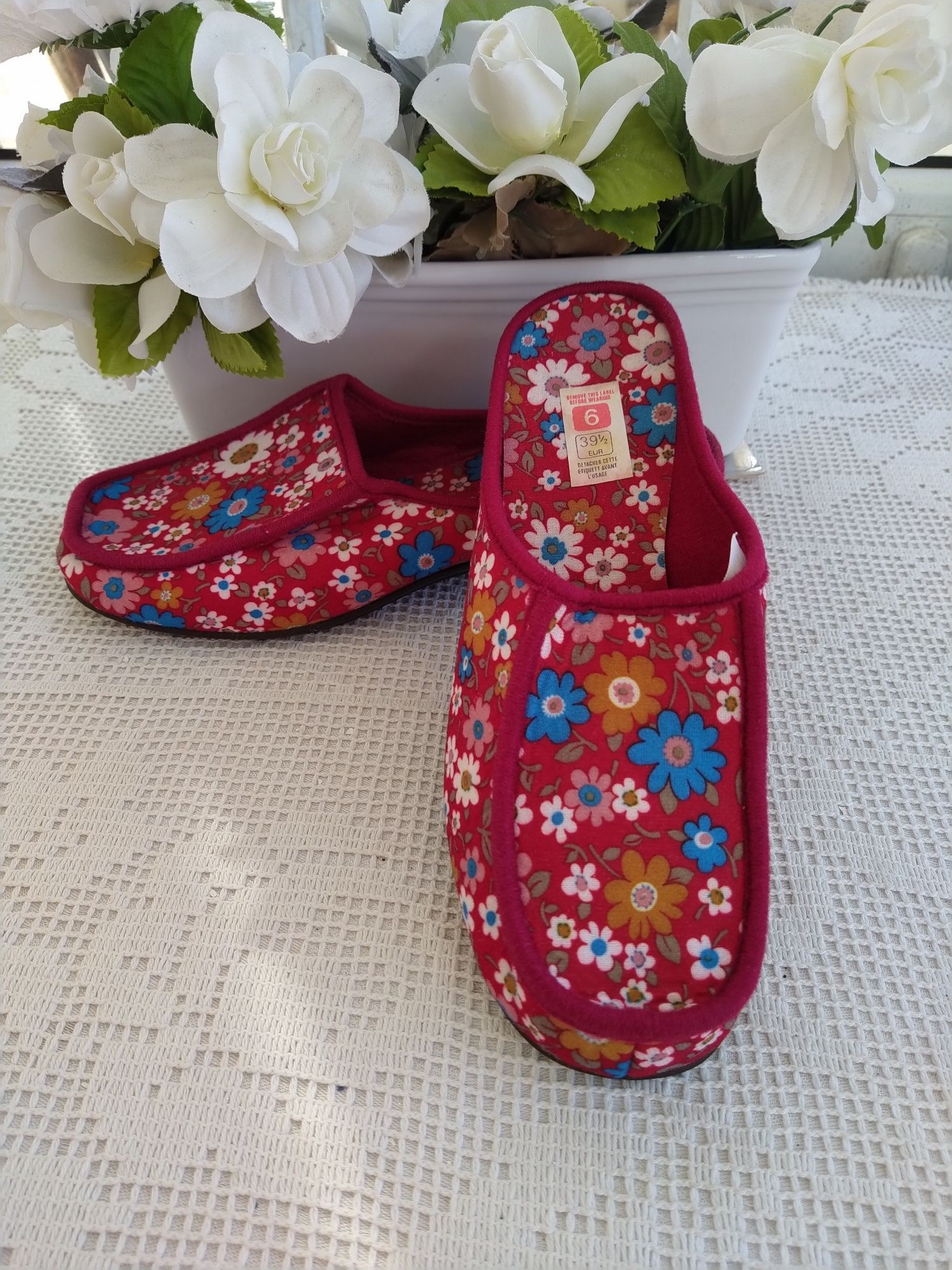 Sapatos pantufa floridos - St. Michael - Tamanho 39 - Novos!