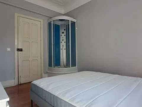Quarto Av Berna (centro Lisboa)