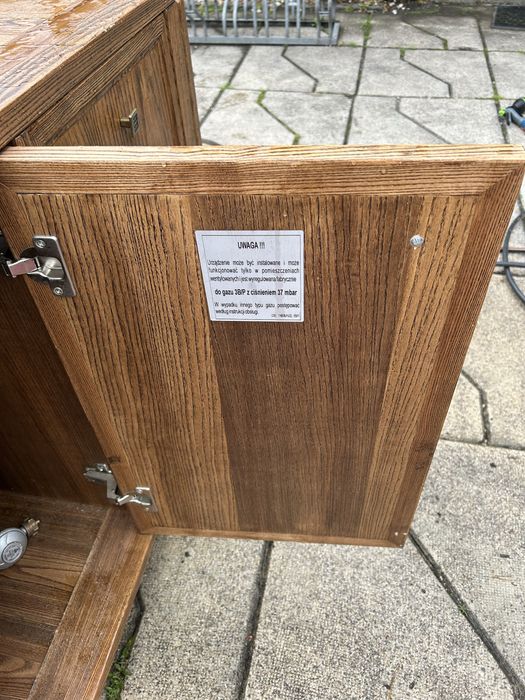 Grill kuchenka gazowa na kułkach drewniana