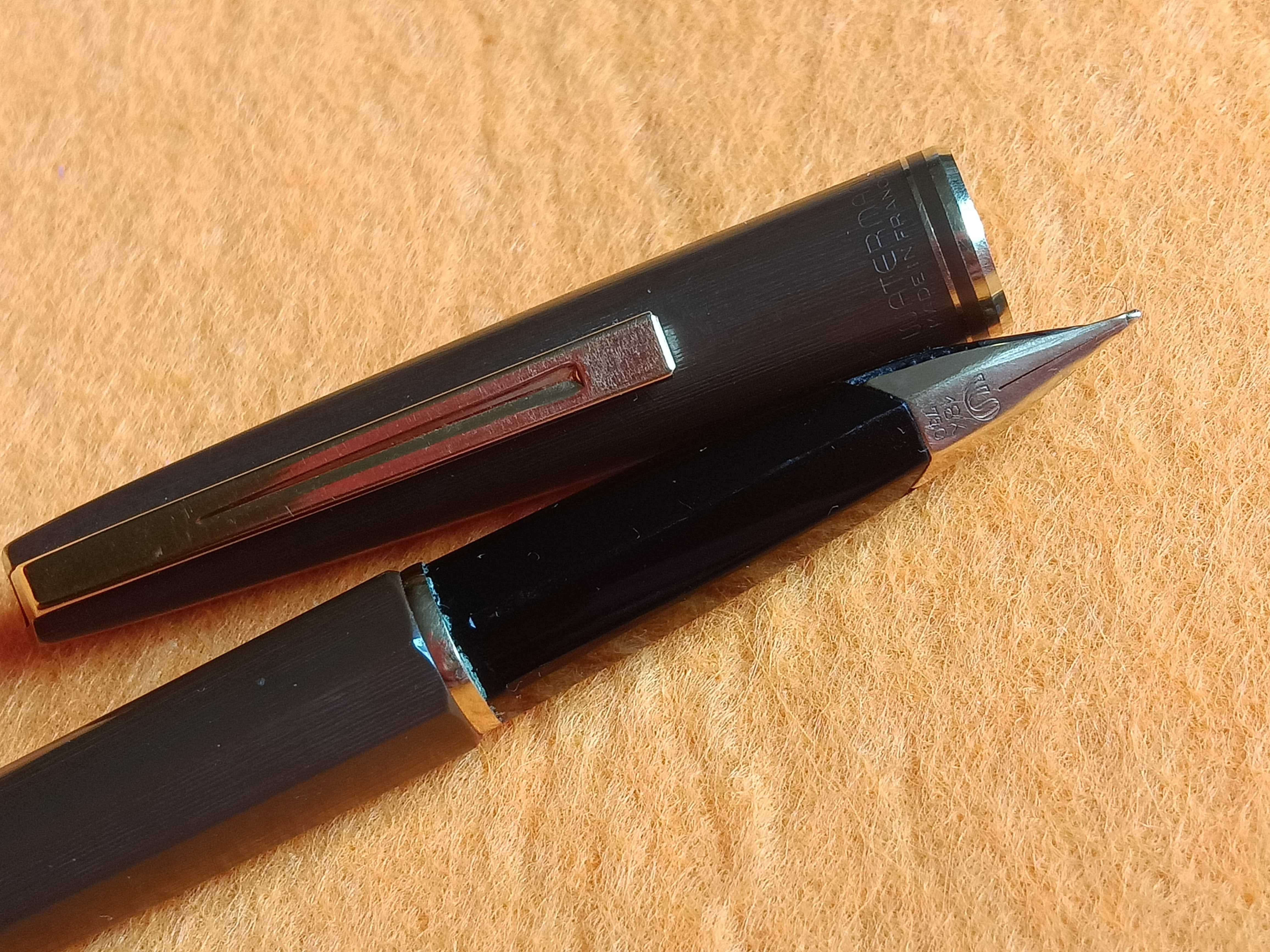 Caneta Waterman Concorde castanha aparo em ouro 18kts