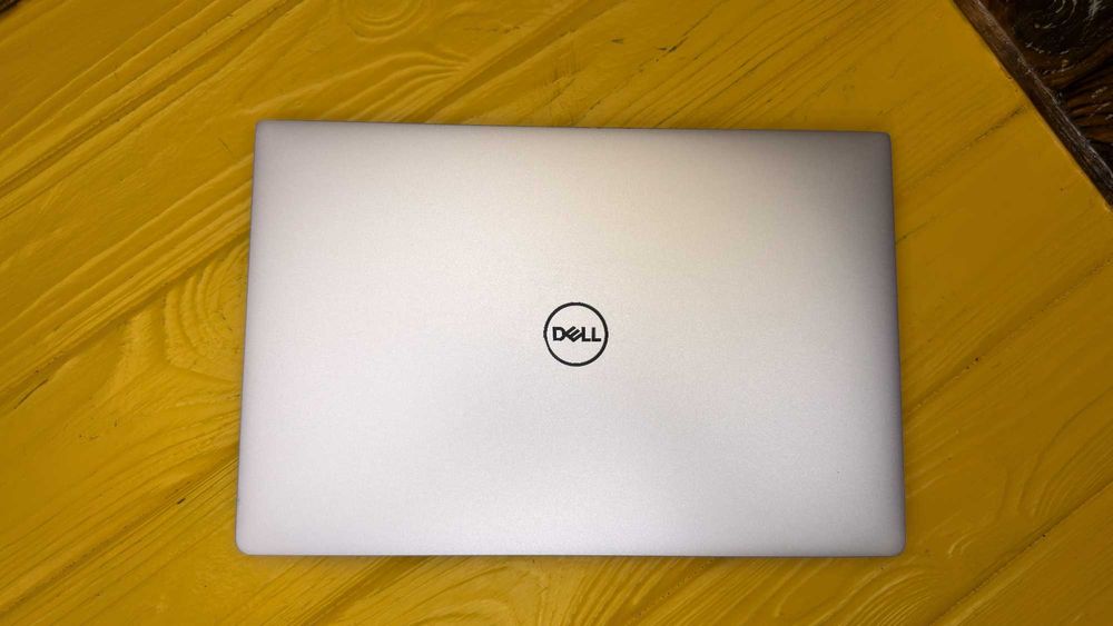 Преміальний Офісний Ультрабук Dell XPS 13 9370/13.3"/i5-8250U/ГАРАНТІЯ