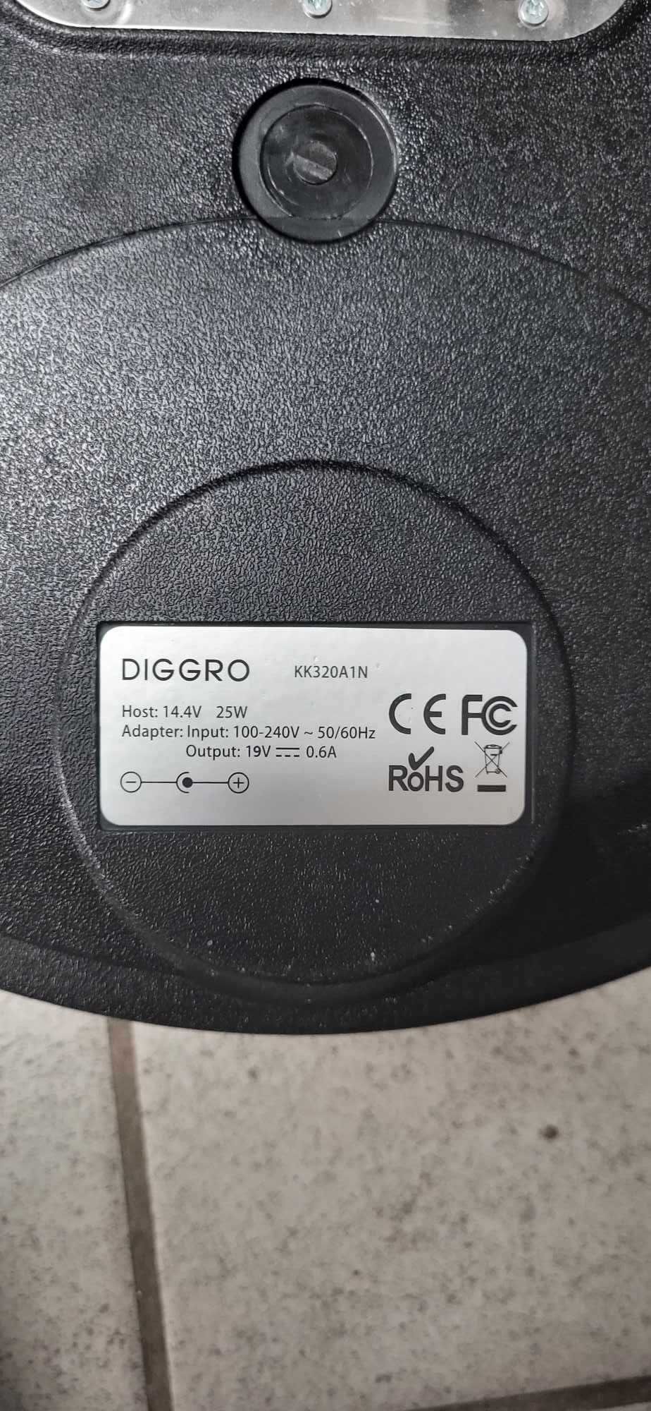 Robot sprzątający odkurzacz /  BIAŁY DIGGRO KK320A1N