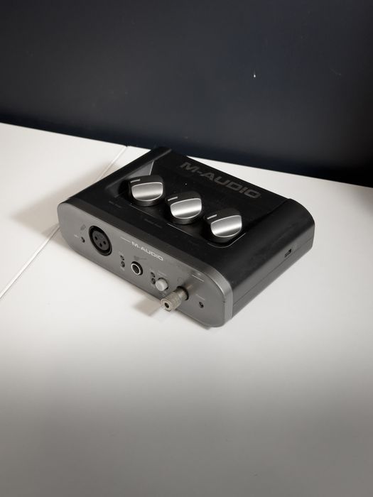 Interfejs audio M-AUDIO Fast Track v2 – stan dobry