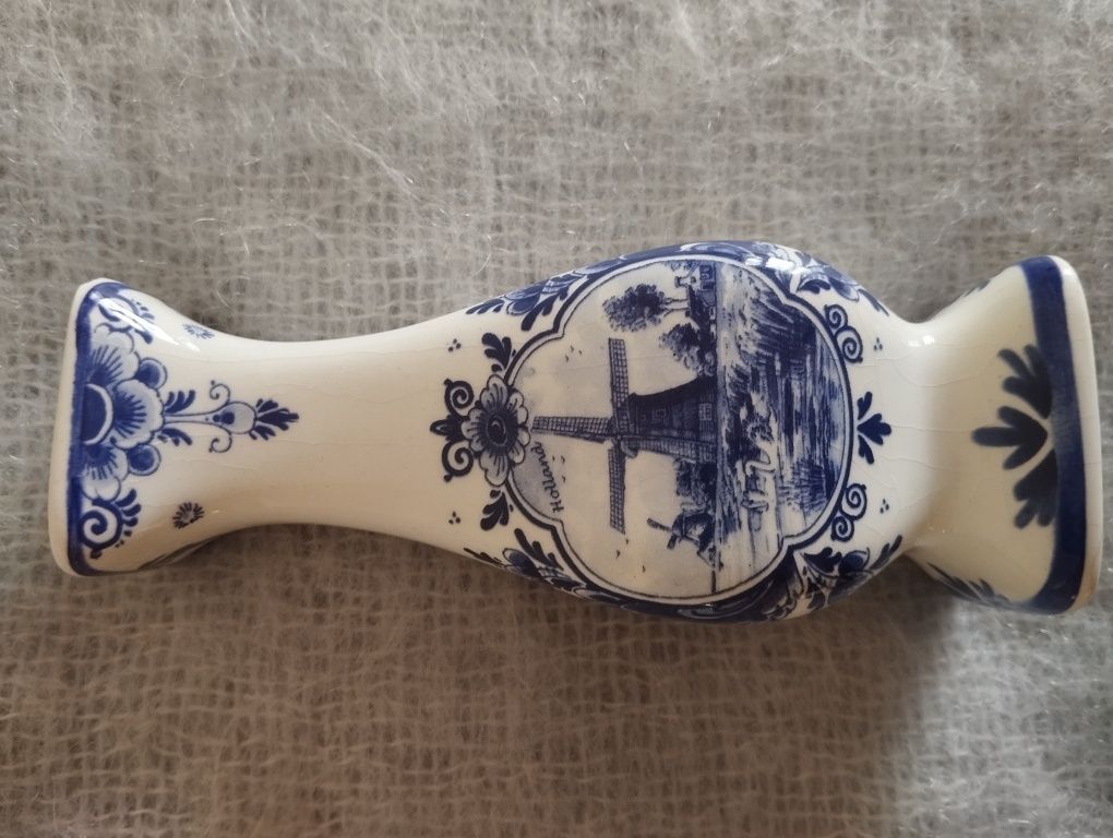 Cudny wazonik słynne " delfty" Delft blue handpainted Holland
