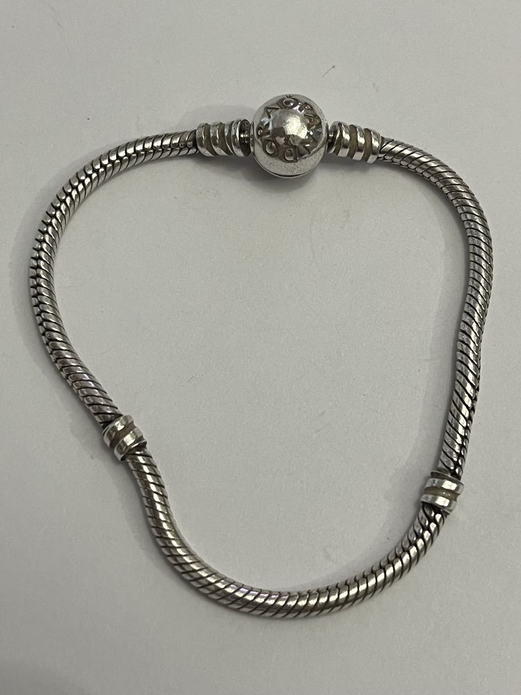 Серебряные  браслеты Pandora