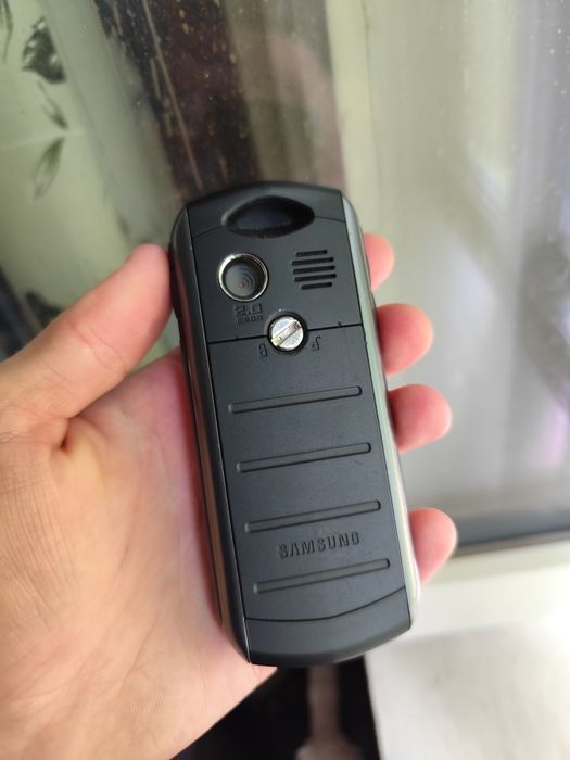 Захищений Samsung B2710 Xcover