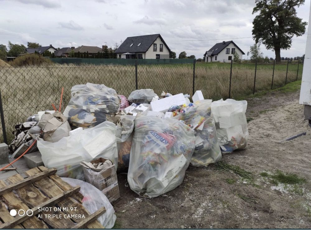 OPROZNIANIE Piwnic Strychów Garaży Mieszkań Domów WYWOZ Śmieci Odpadów