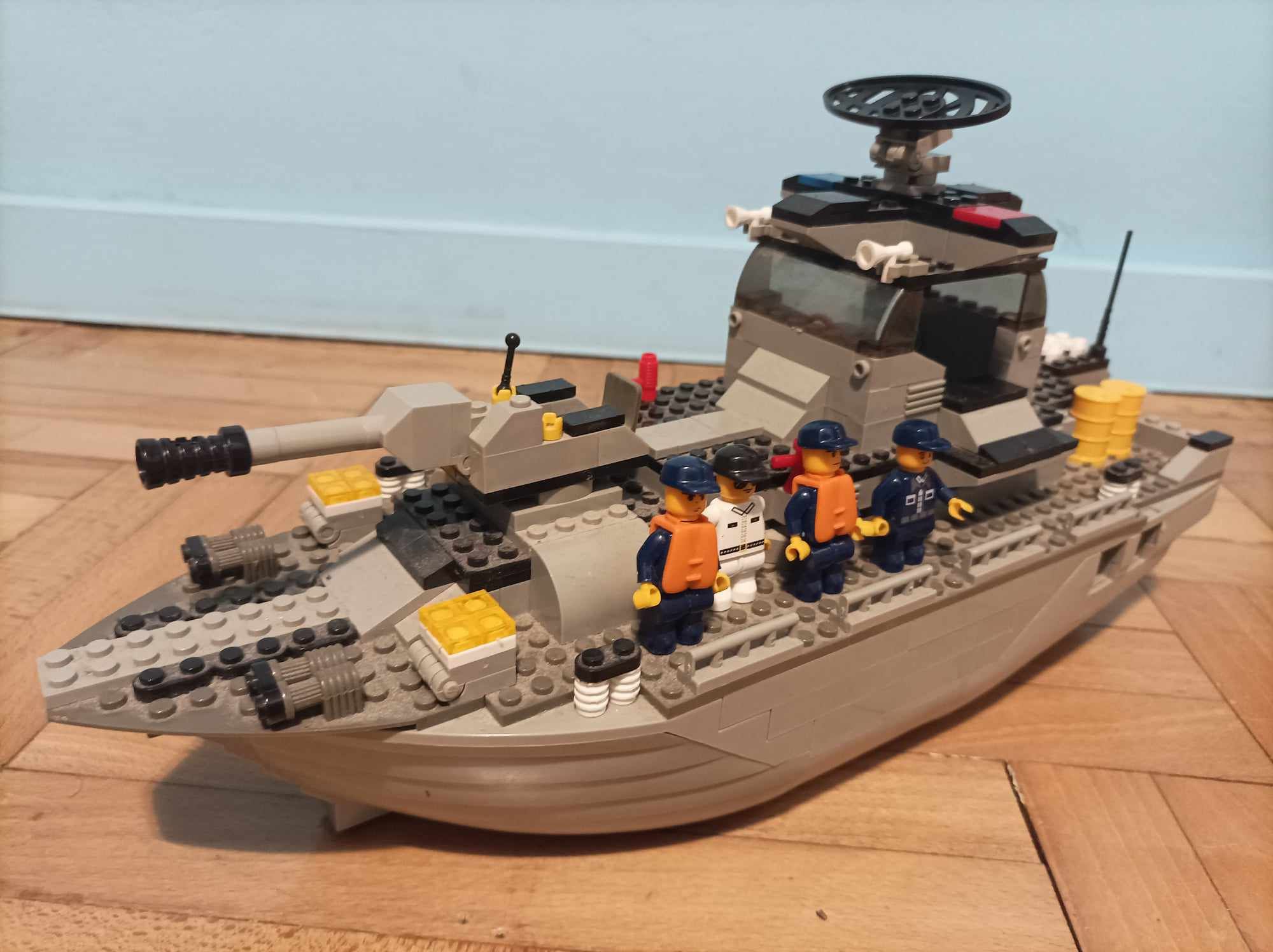 Klocki LEGO statek wojenny