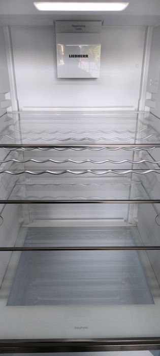Холодильник Liebherr CNsfc 5233