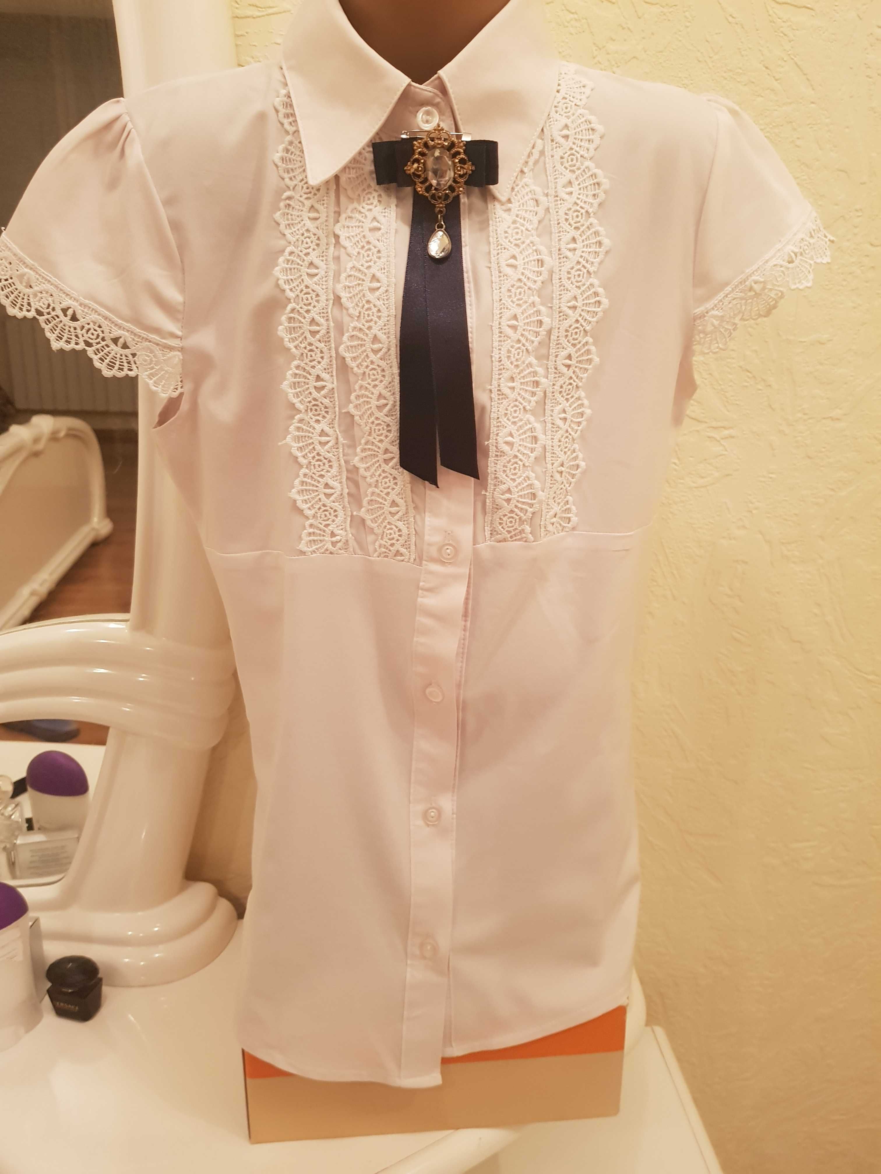 Турецкий школьный набор  платье и блузка размер 128