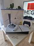 Consola Ps5 Slim 1Tb+1 Dualsense branco+1 preto+Jogo Hogwarts Legacy