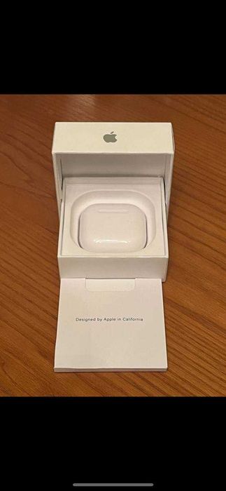 Продам нові AirPods 4 (ANC)