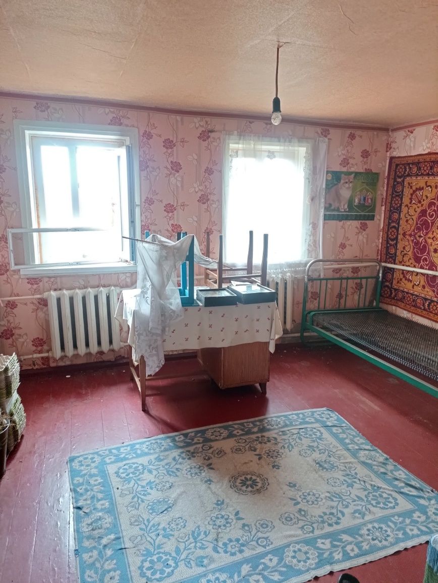 Продам будинок (Зміївський район-село Геніївка)