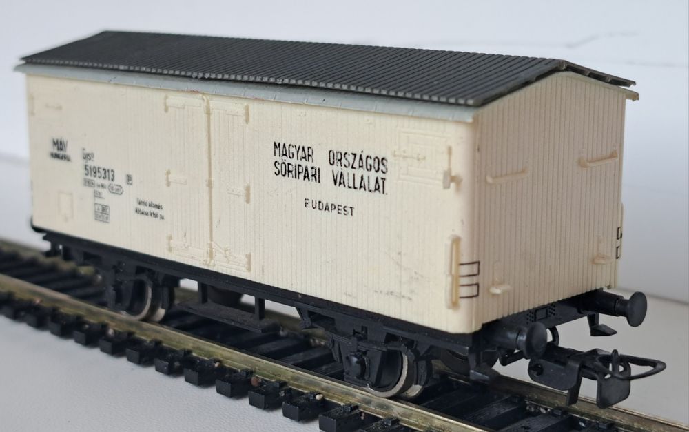 Продам вагон- рефрижератор Piko HO 1:87.