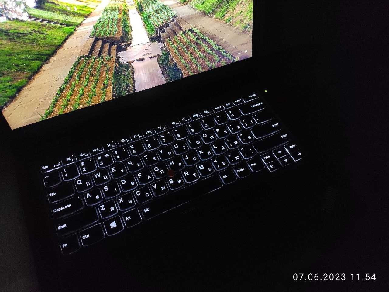 Ноутбук Lenovo ThinkPad X1 Carbon 4th 14" FHD i5-6300U RAM 8 / 256 SSD