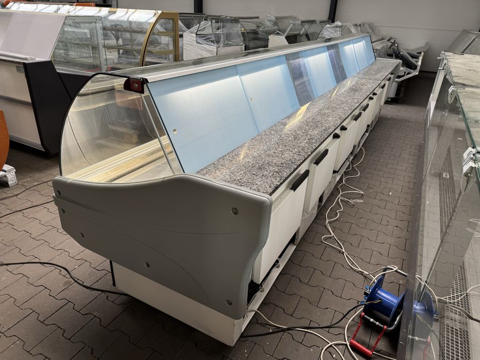 Lada witryna chłodnicza Cold dł. 5 m i inne urządzenia. GWARANCJA.