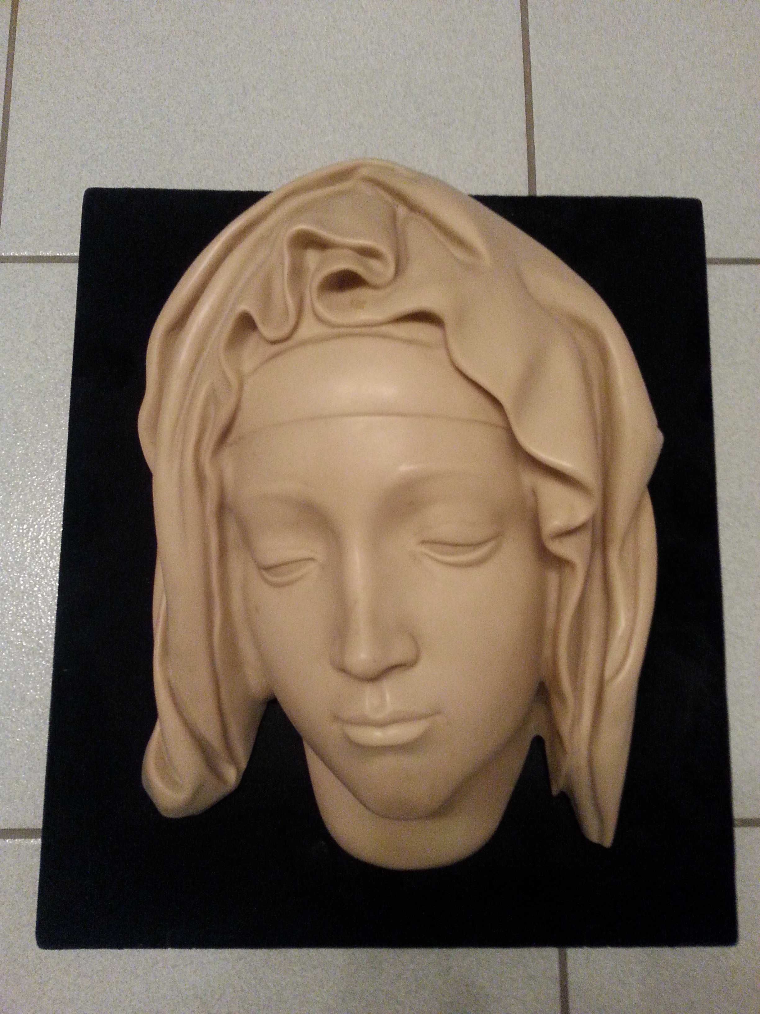 Rzeźba Pieta - głowa Maryi Kopia 1/1 marmur karraryjski