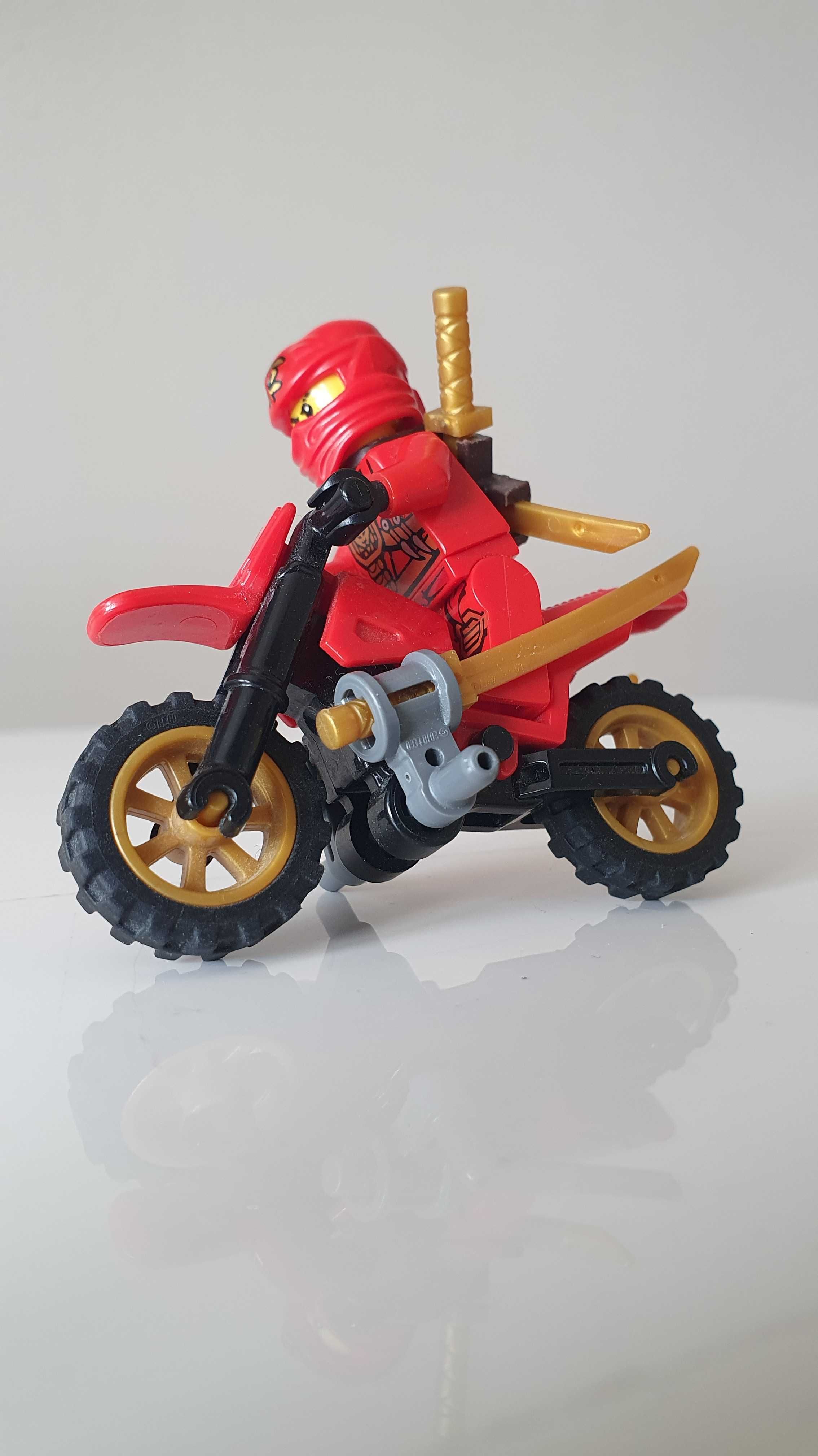 Lego Ninjago 70750 DB X sześć figurek i Robot