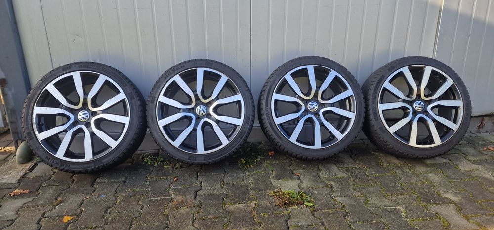 Koła felgi zimowe 225/40/18 VW Audi Seat skoda 5x112 oryginalne