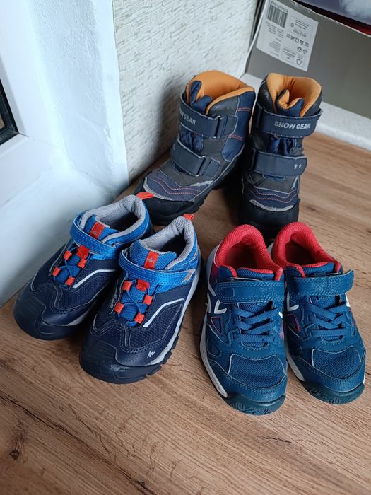 Кросівки Artengo 28