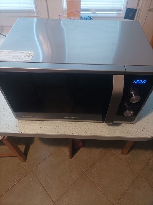 Sprzedam mikrofalówkę Samsung