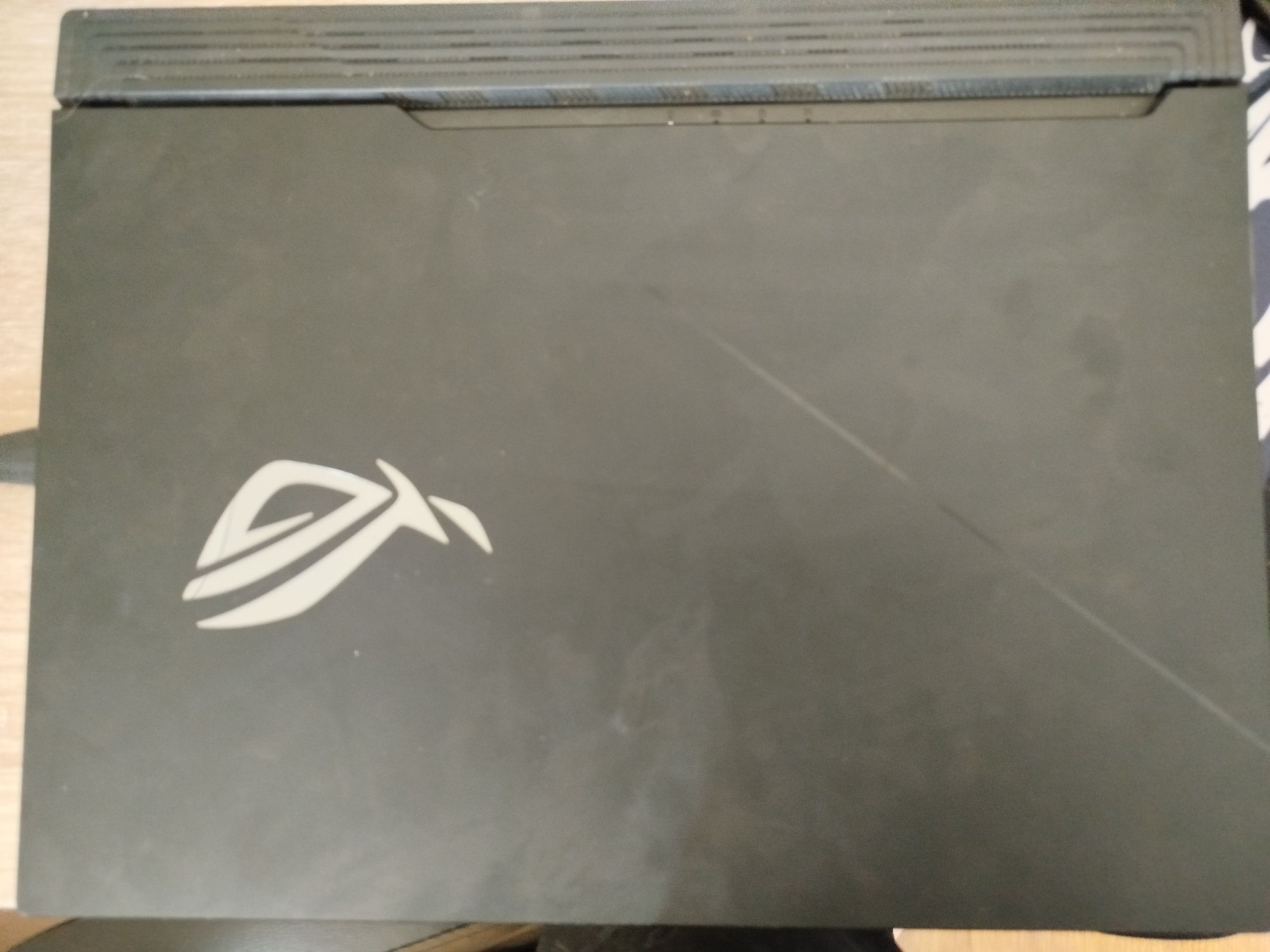 Azug rog strix scar 15