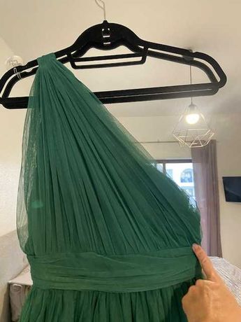 Green tulle gown- ASOS- Size small /vestido verde tule