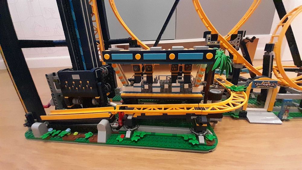 Lego 10303 Loop coaster